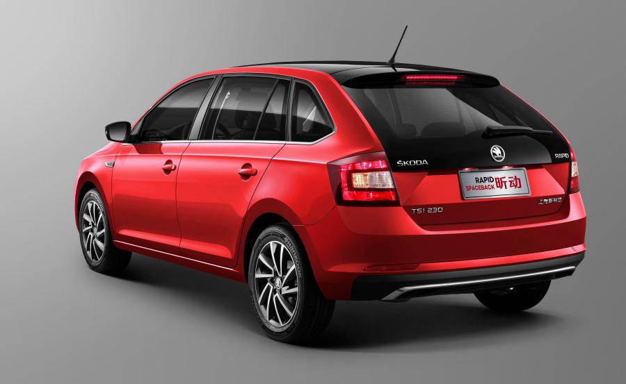  Skoda Rapid Spaceback 2017 года  (CN) (фото 4 из 10)